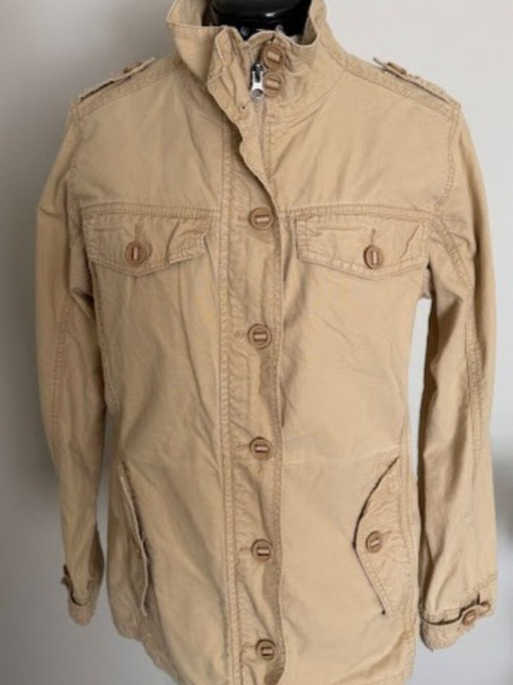 Cabelas Womens Khaki Beige Classic Fit Field Hiking Jacket Coat Size Medium